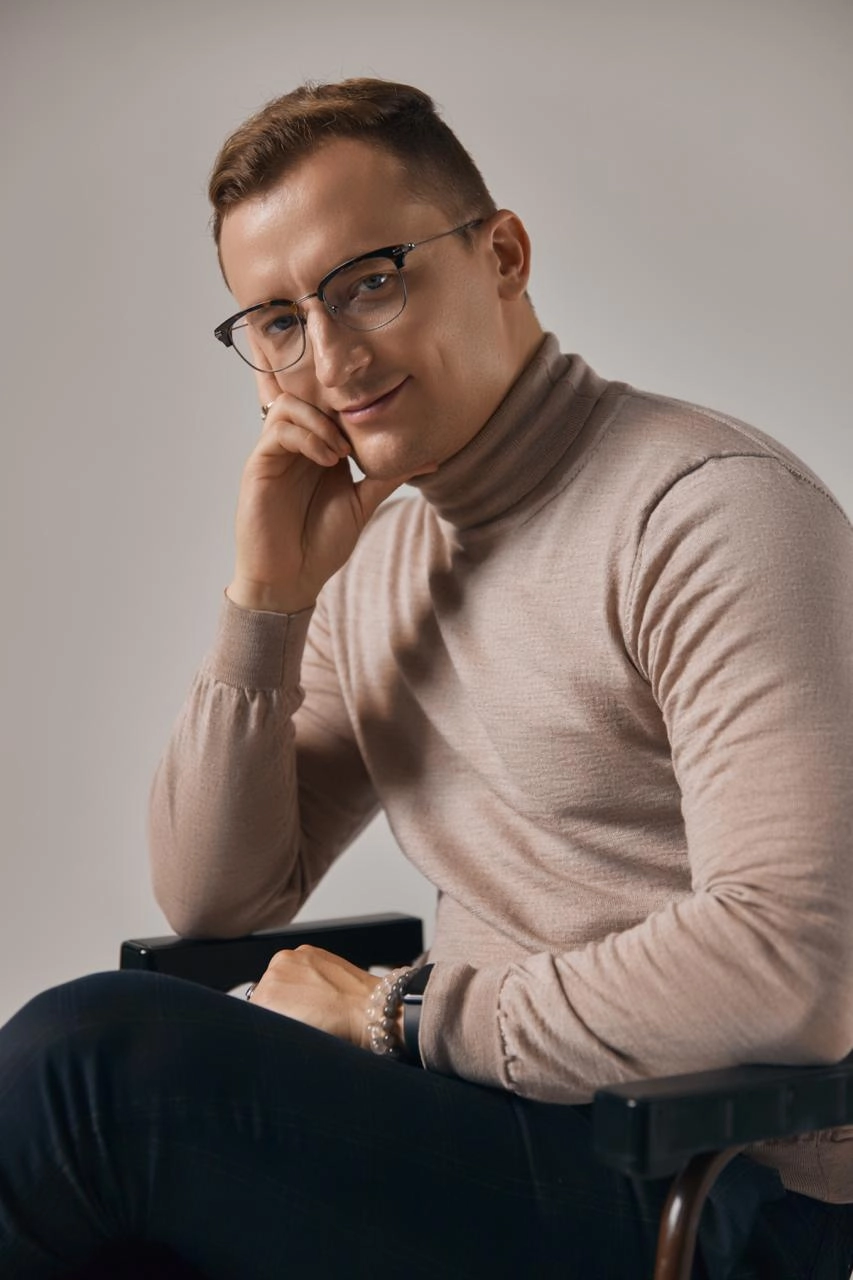 Праведный Артем Александрович